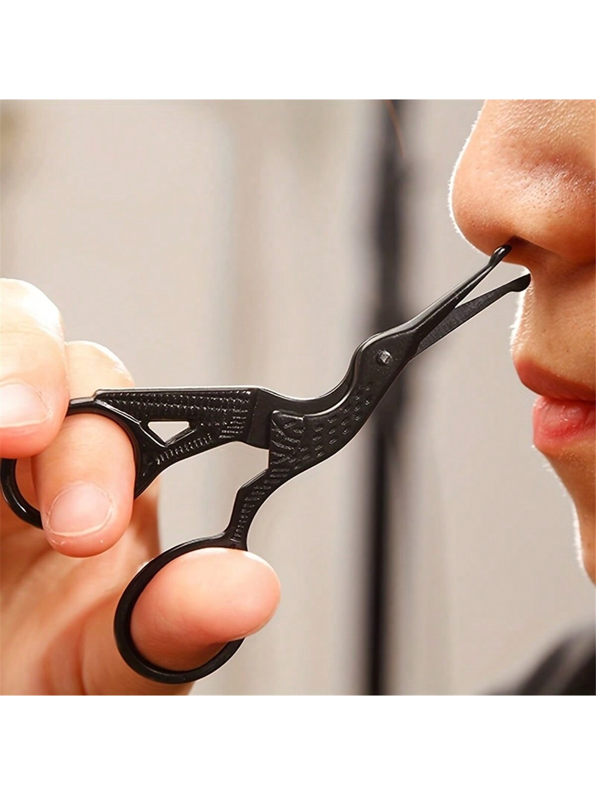 Tesoura para Pelos do Nariz, A - Nose Hair Trimmer avaliação e preço